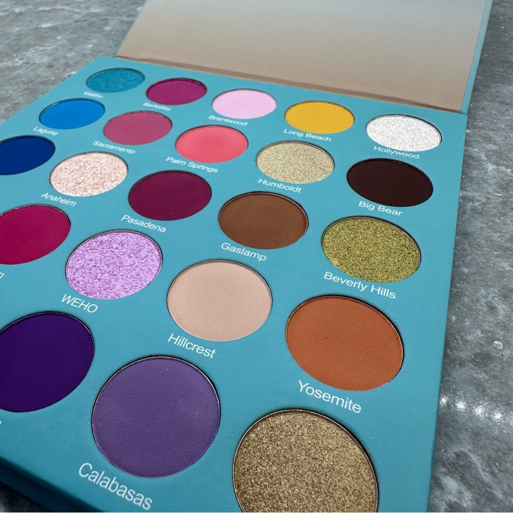 Lurella Cosmetics Golden State Eyeshadow Palette - Vibrant Multi-Color - Picture 5 of 9